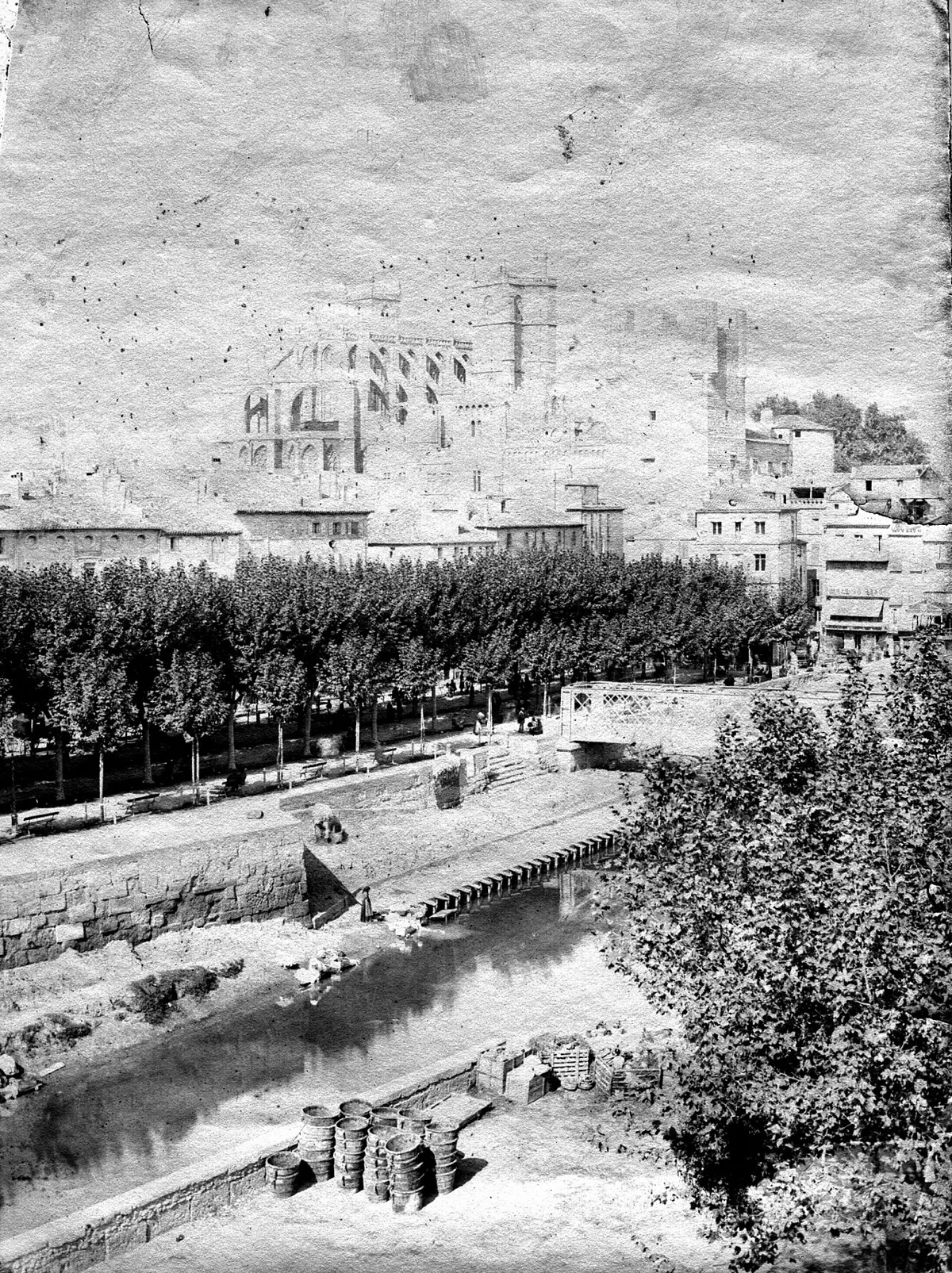 Canal de la Robine et cathédrale de Narbonne